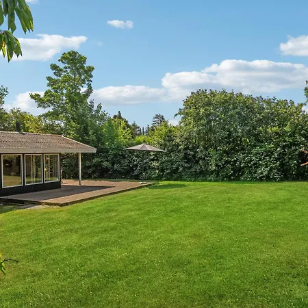 Ferienhaus Stunning In With House Sea View *